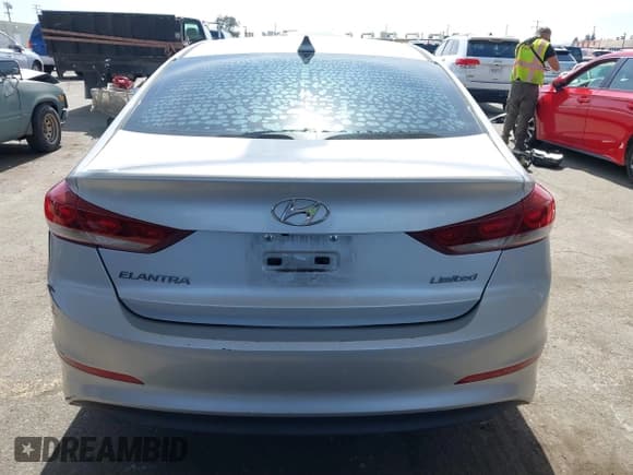 ✅ 2017 Hyundai Elantra Limited • VIN: 5NPD84LF9HH057863 • Lot: 41765378. Listed on IAAI with 80,646 mi. Free auction sales archive from the USA and detailed vehicle history report at DreamBid. Image 17.