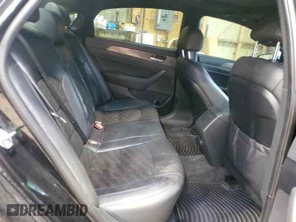 ✅ 2018 Hyundai Sonata SEL • VIN: 5NPE34AF1JH686044 • Lot: 81595685. Listed on Copart with 136,568 mi. Free auction sales archive from the USA and detailed vehicle history report at DreamBid. Image 10.