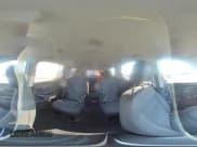 ✅ 2019 Chevrolet Traverse LT Cloth • VIN: 1GNERGKW1KJ294132 • Lot: 80137255. Wystawiony na Copart z przebiegiem 173 509 mil. Bezpłatny archiwum sprzedaży aukcyjnych z USA i szczegółowy raport historii pojazdu na DreamBid. Zdjęcie 16.