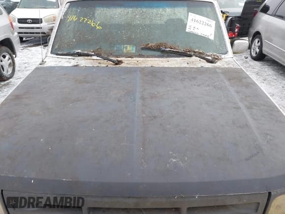 ✅ 1992 Ford F-150 S • VIN: 1FTEX15Y5NKB85499 • Lot: 41622266. Wystawiony na IAAI z przebiegiem Nie podano. Bezpłatny archiwum sprzedaży aukcyjnych z USA i szczegółowy raport historii pojazdu na DreamBid. Zdjęcie 10.