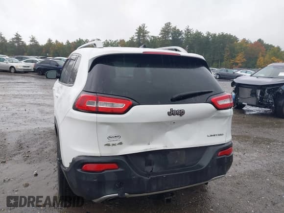 ✅ 2016 Jeep Cherokee Limited • VIN: 1C4PJMDB2GW199641 • Лот: 43313969. Опубликован ранее на IAAI с пробегом 163 867 миль. Бесплатный доступ к архиву аукционных продаж из США и подробный отчёт об истории автомобиля на DreamBid. Изображение 6.