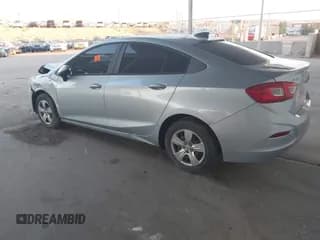 ✅ 2017 Chevrolet Cruze LS • VIN: 1G1BC5SM2H7217946 • Lot: 22485890. Listed on IAAI with 14,033 mi. Free auction sales archive from the USA and detailed vehicle history report at DreamBid. Image 3.