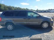 ✅ 2016 Chrysler Town & Country Touring • VIN: 2C4RC1BG8GR279888 • Лот: 43458441. Опубликован ранее на IAAI с пробегом 120 751 миль. Бесплатный доступ к архиву аукционных продаж из США и подробный отчёт об истории автомобиля на DreamBid. Изображение 13.