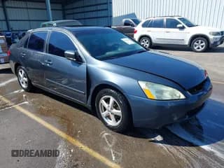 ✅ 2004 Honda Accord EX • VIN: 1HGCM56624A064133 • Lot: 43131118. Wystawiony na IAAI z przebiegiem 248 625 mil. Bezpłatny archiwum sprzedaży aukcyjnych z USA i szczegółowy raport historii pojazdu na DreamBid. Zdjęcie 1.