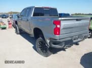 ✅ 2024 Chevrolet Silverado 1500 LT Trail Boss • VIN: 3GCUDFED2RG297186 • Lot: 43601207. Wystawiony na IAAI z przebiegiem 36 274 mil. Bezpłatny archiwum sprzedaży aukcyjnych z USA i szczegółowy raport historii pojazdu na DreamBid. Zdjęcie 3.