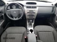 ✅ 2008 Ford Focus SE • VIN: 1FAHP35N88W140283 • Lot: 90903775. Wystawiony na Copart z przebiegiem 157 722 mil. Bezpłatny archiwum sprzedaży aukcyjnych z USA i szczegółowy raport historii pojazdu na DreamBid. Zdjęcie 8.