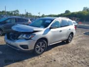 ✅ 2019 Nissan Pathfinder SV • VIN: 5N1DR2MM3KC630611 • Lot: 43117332. Wystawiony na IAAI z przebiegiem 75 662 mil. Bezpłatny archiwum sprzedaży aukcyjnych z USA i szczegółowy raport historii pojazdu na DreamBid. Zdjęcie 16.