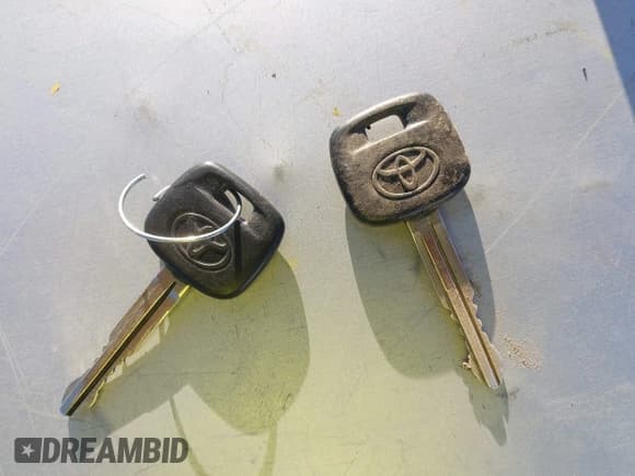 ✅ 2013 Toyota Tacoma • VIN: 5TFNX4CN4DX029014 • Lot: 43683251. Listed on IAAI with 130,720 mi. Free auction sales archive from the USA and detailed vehicle history report at DreamBid. Image 11.