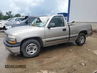 2000 Chevrolet Silverado 1500 LS with VIN 1GCEC14W5YZ113273, listed as a Copart auction lot 58306795 with 226,072 mi miles and Non repairable. Bid and sale history available at DreamBid. Image 1.