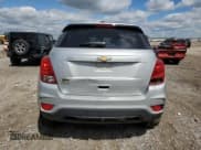 ✅ 2021 Chevrolet Trax LS • VIN: KL7CJKSB5MB318191 • Lot: 70303135. Listed on Copart with Not provided. Free auction sales archive from the USA and detailed vehicle history report at DreamBid. Image 6.