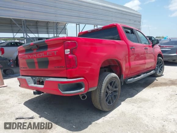 ✅ 2023 Chevrolet Silverado 1500 Custom • VIN: 1GCPABEK7PZ222199 • Lot: 42552747. Wystawiony na IAAI z przebiegiem 30 690 mil. Bezpłatny archiwum sprzedaży aukcyjnych z USA i szczegółowy raport historii pojazdu na DreamBid. Zdjęcie 4.