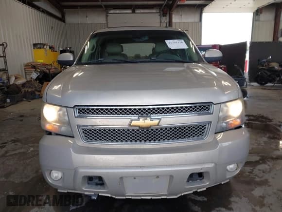 ✅ 2007 Chevrolet Suburban LT • VIN: 3GNFK16337G143209 • Lot: 42791126. Listed on IAAI with 275,673 mi. Free auction sales archive from the USA and detailed vehicle history report at DreamBid. Image 12.