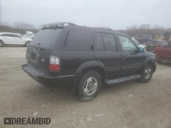 ✅ 2000 Infiniti QX4 • VIN: JNRAR07Y3YW079176 • Лот: 44122415. Опубликован ранее на Copart с пробегом Не указан. Бесплатный доступ к архиву аукционных продаж из США и подробный отчёт об истории автомобиля на DreamBid. Изображение 3.