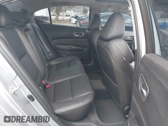 ✅ 2018 Acura TLX • VIN: 19UUB1F38JA011280 • Lot: 43656657. Listed on IAAI with 63,930 mi. Free auction sales archive from the USA and detailed vehicle history report at DreamBid. Image 8.