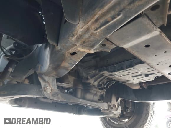 ✅ 2018 Nissan NV Cargo SV • VIN: 1N6AF0LY6JN807161 • Lot: 41684084. Listed on IAAI with 189,721 mi. Free auction sales archive from the USA and detailed vehicle history report at DreamBid. Image 17.