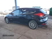 ✅ 2015 Ford Focus Electric • VIN: 1FADP3R42FL220998 • Лот: 81087025. Опубликован ранее на Copart с пробегом 124 846 миль. Бесплатный доступ к архиву аукционных продаж из США и подробный отчёт об истории автомобиля на DreamBid. Изображение 2.