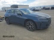 ✅ 2025 Toyota Crown XLE • VIN: JTDACAAJ5S3008587 • Lot: 64138385. Listed on Copart with 8,981 mi. Free auction sales archive from the USA and detailed vehicle history report at DreamBid. Image 4.