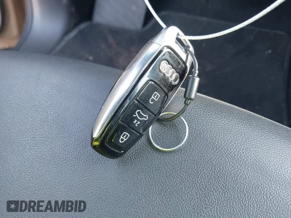 ✅ 2025 Audi Q7 Premium Plus • VIN: WA1LVBF79SD016296 • Lot: 42848530. Listed on IAAI with 14,558 mi. Free auction sales archive from the USA and detailed vehicle history report at DreamBid. Image 11.