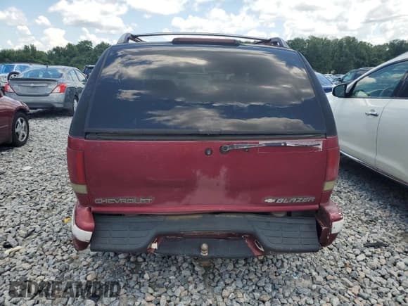 ✅ 1995 Chevrolet Blazer • VIN: 1GNDT13W0SK235513 • Lot: 62587505. Wystawiony na Copart z przebiegiem 891 261 mil. Bezpłatny archiwum sprzedaży aukcyjnych z USA i szczegółowy raport historii pojazdu na DreamBid. Zdjęcie 6.