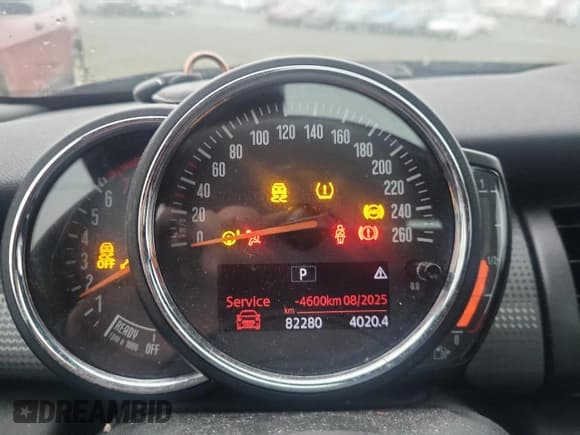 ✅ 2019 MINI Hardtop 4 Door Cooper • VIN: WMWXU1C58K2F82226 • Лот: 92996685. Опубликован ранее на Copart с пробегом 82 280 миль. Бесплатный доступ к архиву аукционных продаж из США и подробный отчёт об истории автомобиля на DreamBid. Изображение 9.