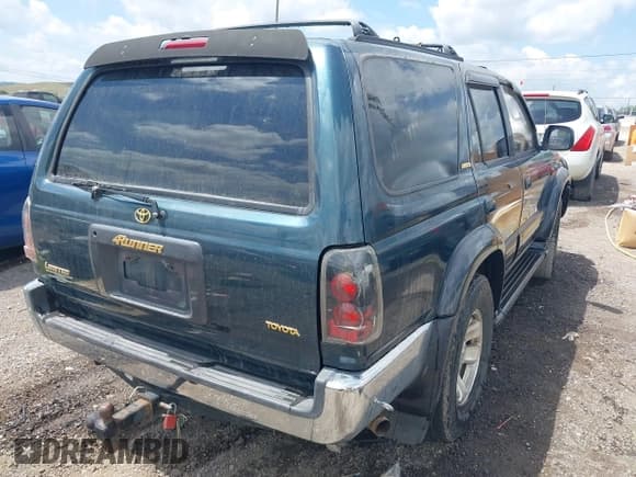 ✅ 1998 Toyota 4Runner • VIN: JT3GN87R0W0058268 • Lot: 42599324. Listed on IAAI with 212,945 mi. Free auction sales archive from the USA and detailed vehicle history report at DreamBid. Image 4.