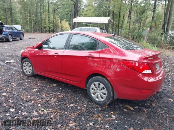 2016 Hyundai Accent SE с VIN KMHCT4AE1GU086116, выставлен на аукционе IAAI как лот 43413627 с пробегом 83 152 миль миль и . История ставок и продаж доступна на DreamBid. Изображение 3.