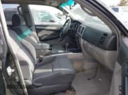 ✅ 2004 Toyota 4Runner SR5 • VIN: JTEZU14R348022765 • Lot: 43396361. Wystawiony na IAAI z przebiegiem 191 318 mil. Bezpłatny archiwum sprzedaży aukcyjnych z USA i szczegółowy raport historii pojazdu na DreamBid. Zdjęcie 5.