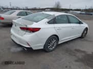 ✅ 2018 Hyundai Sonata SE • VIN: 5NPE24AF0JH679119 • Лот: 43887617. Опубликован ранее на IAAI с пробегом 206 477 миль. Бесплатный доступ к архиву аукционных продаж из США и подробный отчёт об истории автомобиля на DreamBid. Изображение 4.