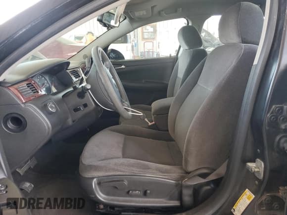 ✅ 2006 Chevrolet Impala LS • VIN: 2G1WB58KX69415812 • Лот: 81786825. Опубликован ранее на Copart с пробегом 146 682 миль. Бесплатный доступ к архиву аукционных продаж из США и подробный отчёт об истории автомобиля на DreamBid. Изображение 7.