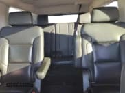 ✅ 2017 Chevrolet Suburban Premier • VIN: 1GNSCJKC3HR124937 • Lot: 73439714. Wystawiony na Copart z przebiegiem 243 522 mil. Bezpłatny archiwum sprzedaży aukcyjnych z USA i szczegółowy raport historii pojazdu na DreamBid. Zdjęcie 10.