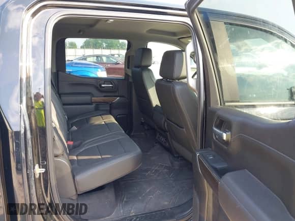 2022 Chevrolet Silverado 1500 LT z VIN 1GCPWCED7NZ139510, wystawiony jako IAAI lot #42414534 z przebiegiem 121 120 mil mil oraz . Historia ofert i sprzedaży dostępna na DreamBid. Obrazek 8.