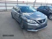 ✅ 2017 Nissan Sentra S • VIN: 3N1AB7AP8HY272741 • Lot: 43371643. Wystawiony na IAAI z przebiegiem 145 945 mil. Bezpłatny archiwum sprzedaży aukcyjnych z USA i szczegółowy raport historii pojazdu na DreamBid. Zdjęcie 1.