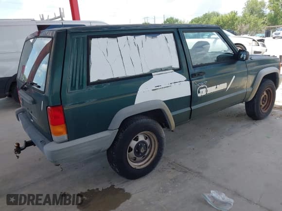 ✅ 2000 Jeep Cherokee SE • VIN: 1J4FT27P0YL185249 • Lot: 42650722. Wystawiony na IAAI z przebiegiem 129 092 mil. Bezpłatny archiwum sprzedaży aukcyjnych z USA i szczegółowy raport historii pojazdu na DreamBid. Zdjęcie 4.