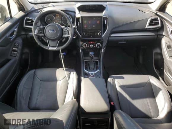 ✅ 2021 Subaru Forester Limited • VIN: JF2SKAUC9MH573677 • Lot: 86765345. Wystawiony na Copart z przebiegiem 28 521 mil. Bezpłatny archiwum sprzedaży aukcyjnych z USA i szczegółowy raport historii pojazdu na DreamBid. Zdjęcie 8.