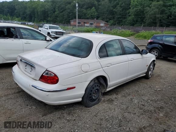 ✅ 2003 Jaguar S-Type • VIN: SAJEA01TX3FM60409 • Lot: 62673575. Listed on Copart with Not provided. Free auction sales archive from the USA and detailed vehicle history report at DreamBid. Image 3.