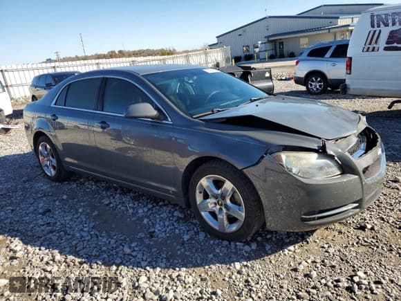 ✅ 2009 Chevrolet Malibu 1LT • VIN: 1G1ZH57B294185266 • Lot: 80084674. Listed on Copart with 195,986 mi. Free auction sales archive from the USA and detailed vehicle history report at DreamBid. Image 4.
