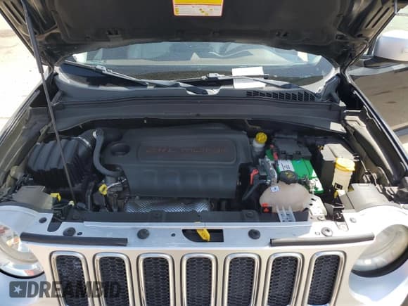 ✅ 2015 Jeep Renegade Limited • VIN: ZACCJBDT4FPB26634 • Lot: 52009035. Wystawiony na Copart z przebiegiem 92 995 mil. Bezpłatny archiwum sprzedaży aukcyjnych z USA i szczegółowy raport historii pojazdu na DreamBid. Zdjęcie 12.