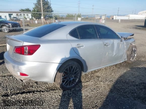 ✅ 2012 Lexus IS 350 • VIN: JTHCE5C2XC5002398 • Lot: 41924366. Wystawiony na IAAI z przebiegiem 163 058 mil. Bezpłatny archiwum sprzedaży aukcyjnych z USA i szczegółowy raport historii pojazdu na DreamBid. Zdjęcie 4.