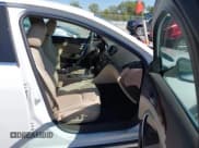 ✅ 2012 Buick Regal Turbo Premium 1 • VIN: 2G4GS5EV5C9208388 • Лот: 43072331. Опубликован ранее на IAAI с пробегом 148 659 миль. Бесплатный доступ к архиву аукционных продаж из США и подробный отчёт об истории автомобиля на DreamBid. Изображение 5.