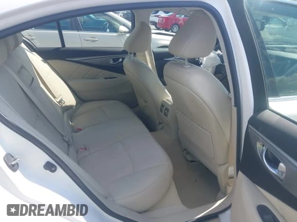 ✅ 2015 Infiniti Q50 Premium • VIN: JN1BV7AR7FM393869 • Lot: 42986672. Listed on IAAI with 42,054 mi. Free auction sales archive from the USA and detailed vehicle history report at DreamBid. Image 8.