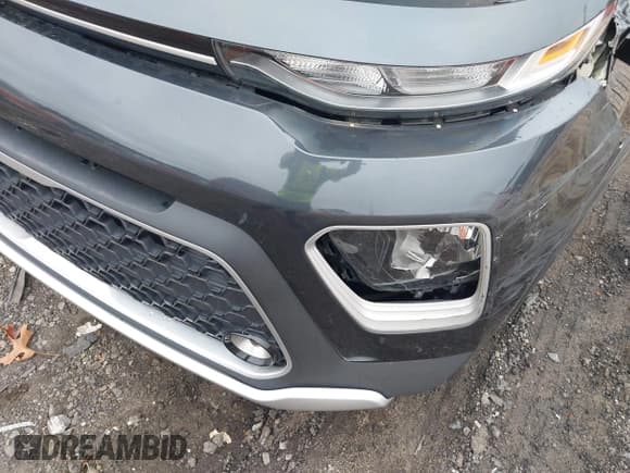 ✅ 2021 Kia Soul LX • VIN: KNDJ23AU5M7771004 • Lot: 43381936. Wystawiony na IAAI z przebiegiem 78 235 mil. Bezpłatny archiwum sprzedaży aukcyjnych z USA i szczegółowy raport historii pojazdu na DreamBid. Zdjęcie 20.