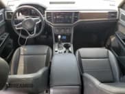 ✅ 2021 Volkswagen Atlas SE • VIN: 1V2HR2CA2MC539957 • Lot: 60367725. Listed on Copart with 117,071 mi. Free auction sales archive from the USA and detailed vehicle history report at DreamBid. Image 8.