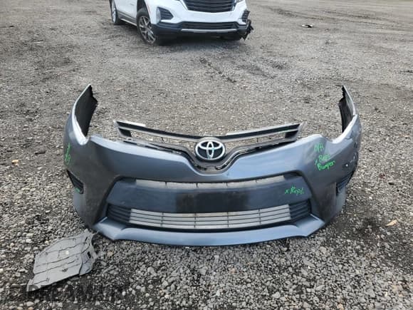 ✅ 2015 Toyota Corolla S Plus • VIN: 2T1BURHE5FC476177 • Lot: 92260755. Listed on Copart with 181,711 mi. Free auction sales archive from the USA and detailed vehicle history report at DreamBid. Image 11.