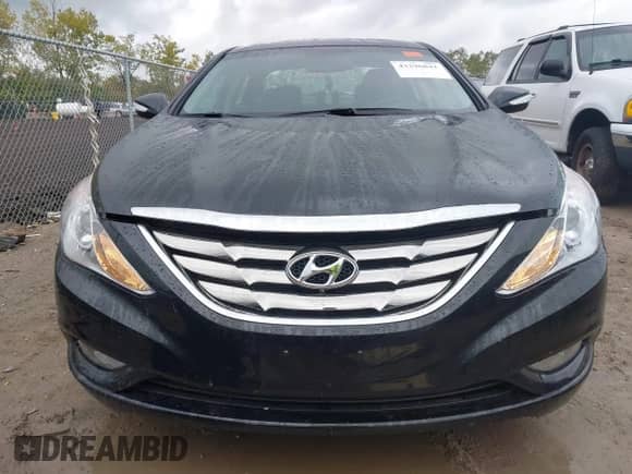 2013 Hyundai Sonata SE с VIN 5NPEC4AC4DH526122, выставлен на аукционе IAAI как лот 43296841 с пробегом 26 952 миль миль и . История ставок и продаж доступна на DreamBid. Изображение 13.