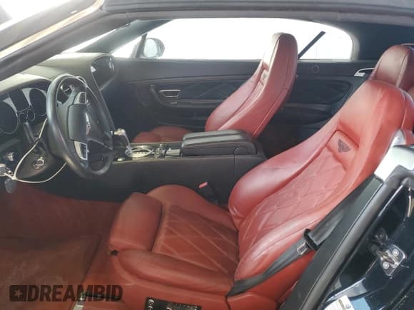 ✅ 2011 Bentley Continental GT • VIN: SCBDP3ZA1BC067897 • Lot: 44470035. Wystawiony na Copart z przebiegiem 32 404 mil. Bezpłatny archiwum sprzedaży aukcyjnych z USA i szczegółowy raport historii pojazdu na DreamBid. Zdjęcie 7.