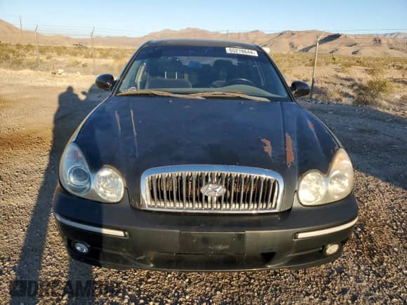 2002 Hyundai Sonata GLS with VIN KMHWF35H42A604233, listed as a Copart auction lot 65278644 with 145,700 mi miles and Salvage title. Bid and sale history available at DreamBid. Image 5.