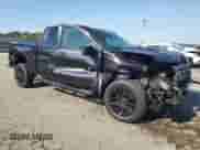 2024 Chevrolet Silverado 1500 Custom Trail Boss z VIN 3GCPDCEK3RG154533, wystawiony jako Copart lot #80881115 z przebiegiem 17 821 mil mil oraz Szkoda całkowita • Salvage title. Historia ofert i sprzedaży dostępna na DreamBid. Obrazek 4.