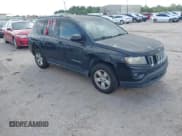 ✅ 2015 Jeep Compass Altitude • VIN: 1C4NJCBAXFD366897 • Lot: 43113913. Wystawiony na IAAI z przebiegiem 179 602 mil. Bezpłatny archiwum sprzedaży aukcyjnych z USA i szczegółowy raport historii pojazdu na DreamBid. Zdjęcie 1.