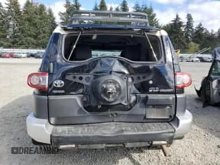 ✅ 2012 Toyota FJ Cruiser • VIN: JTEBU4BFXCK121886 • Lot: 72155064. Listed on Copart with Not provided. Free auction sales archive from the USA and detailed vehicle history report at DreamBid. Image 6.