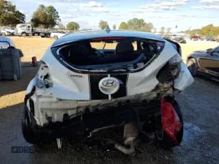 ✅ 2013 Hyundai Veloster w/Gray Int • VIN: KMHTC6AD4DU129880 • Lot: 80855424. Wystawiony na Copart z przebiegiem 167 888 mil. Bezpłatny archiwum sprzedaży aukcyjnych z USA i szczegółowy raport historii pojazdu na DreamBid. Zdjęcie 6.